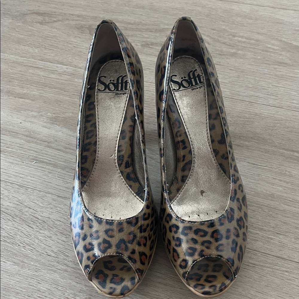 Söfft Leopard Print Peep Toe Heels